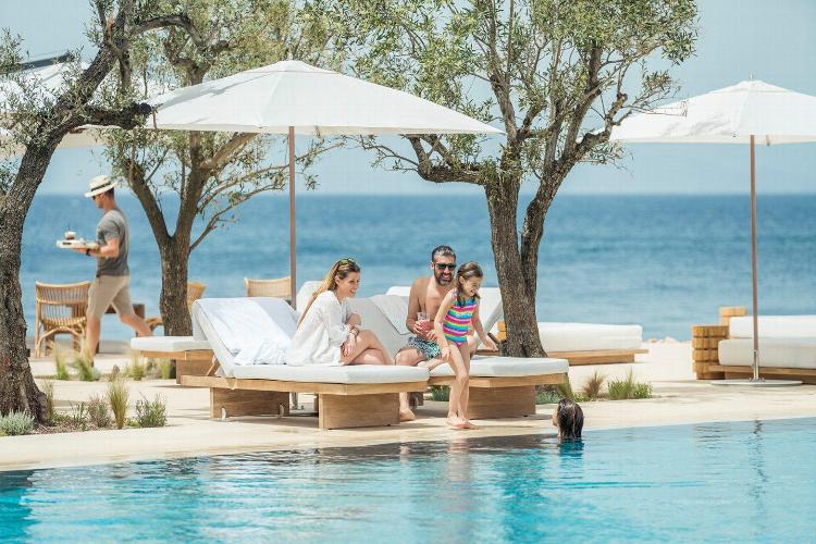 How Luxury Families Plan Summer Holidays Without Overpaying | Let's Go Travel Discover how luxury families plan summer holidays to secure the best rooms, flights and value - without overpaying or compromising.